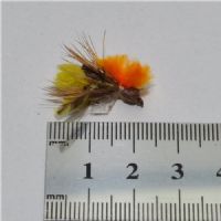 DRY0251 - Barbles Jo`s Hopper - Str.10<br>En fræk short shank græshopper