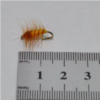 FLY1212 - Superpuppa Yellow/Olive – Str.12<br>Superpupa, mest brugte flue ved mange Nordiske elve<BR>
Str.6 og 8 har jeg selv fiske Silver Salmon med i Michigan med stor held<BR>
prøv den i en Norsk elv, så skal du se løjer