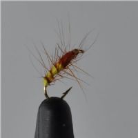 FLY1213 - Superpuppa Yellow/Olive – Str.14<br>Superpupa, mest brugte flue ved mange Nordiske elve<BR>
Str.6 og 8 har jeg selv fiske Silver Salmon med i Michigan med stor held<BR>
prøv den i en Norsk elv, så skal du se løjer