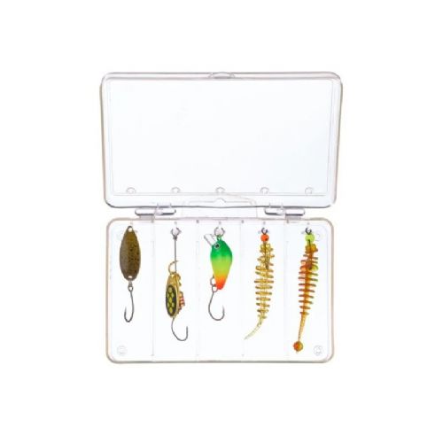 4005652829180 - Trout Attack, sortiment at endegrej - Farve:Mix 1 - 001 6078 100<br>Our trout baits in the practical accessory box with Euro hanger. As with the Trout Collectors, there are also four different mixes to ensure the angler has the most effective colours at hand for every situation on the water. Contents: 1 Catcher Spoon 2g, 1 Trout Crank hardbait 3cm/2g, 1 Colonel Spinner with single hook, 3g, 1 Trout Collector 5cm with garlic flavour, ready mounted on hook (size 8) with 0.45g tungsten head, 1 Trout Collector Pinball 5cm with garlic flavour ready mounted on hook (size 8) with 0.73g tungsten head.
