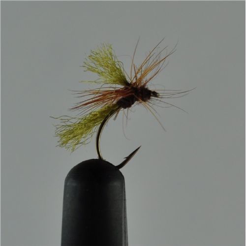 DRY0242 - Dynamit Harry - Str.16<br>En rigtg god flue, som vi i sin tid lavede til en gruppe fluefiskere i Sverige<BR>
som fiskede meget i Glomma området<BR>
Har selv gode fangster på den i Rena og Kongeåen