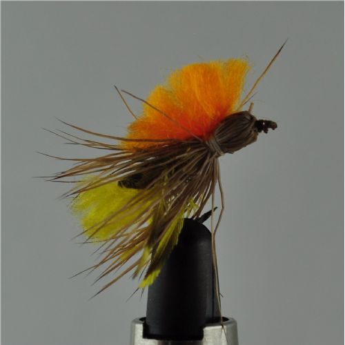 DRY0251 - Barbles Jo`s Hopper - Str.10<br>En fræk short shank græshopper