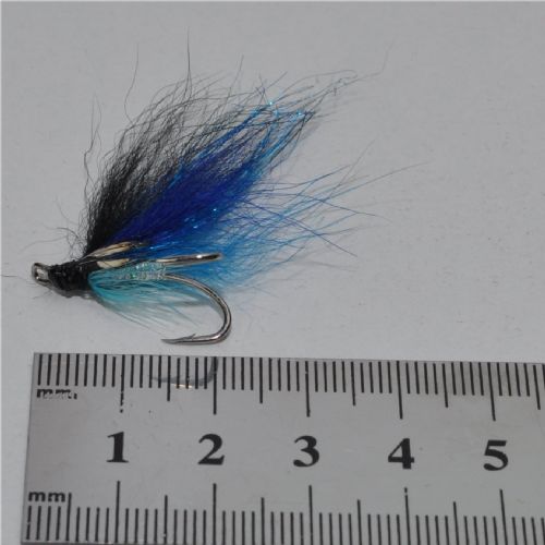 FLY0722 - Midnight Blue Salar - Str.6<br>Super fanger bundet på VMC Salar silver krog