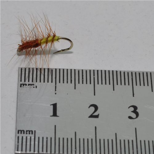 FLY1211 - Superpuppa Yellow/Olive - Str.10<br>Superpupa, mest brugte flue ved mange Nordiske elve<BR>
Str.6 og 8 har jeg selv fiske Silver Salmon med i Michigan med stor held<BR>
prøv den i en Norsk elv, så skal du se løjer