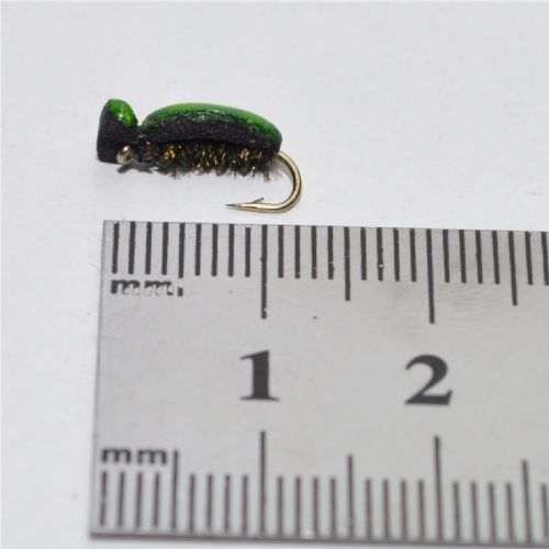 NY1311 - Micro Beetle Black/Green - Str.14<br>Den skal du ha i boksen, altid et sikert valg når alt andet mislykes